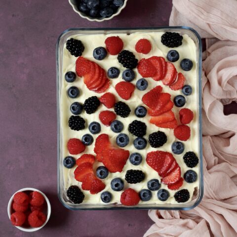 Galette con ricotta, pomodorini e cipolla rossa