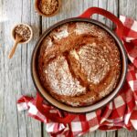 Pagnotta con noci tritate